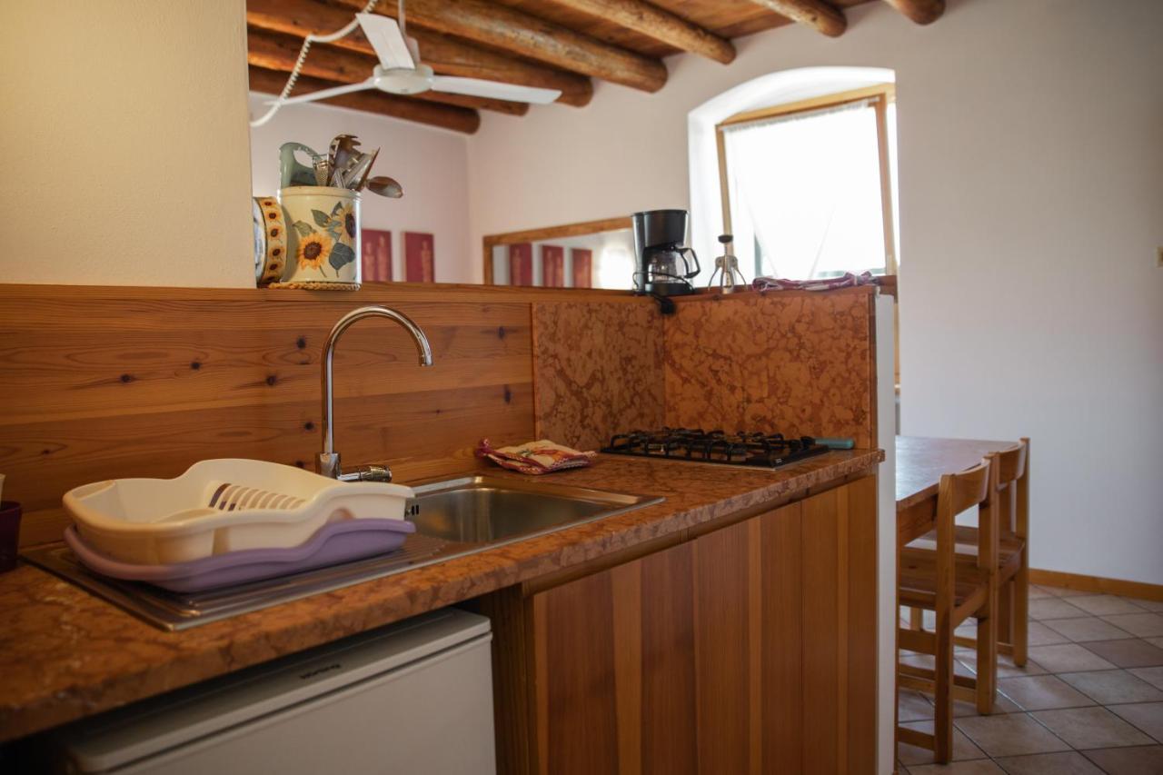 Agriturismo Le Ginestre 拉齐塞 外观 照片