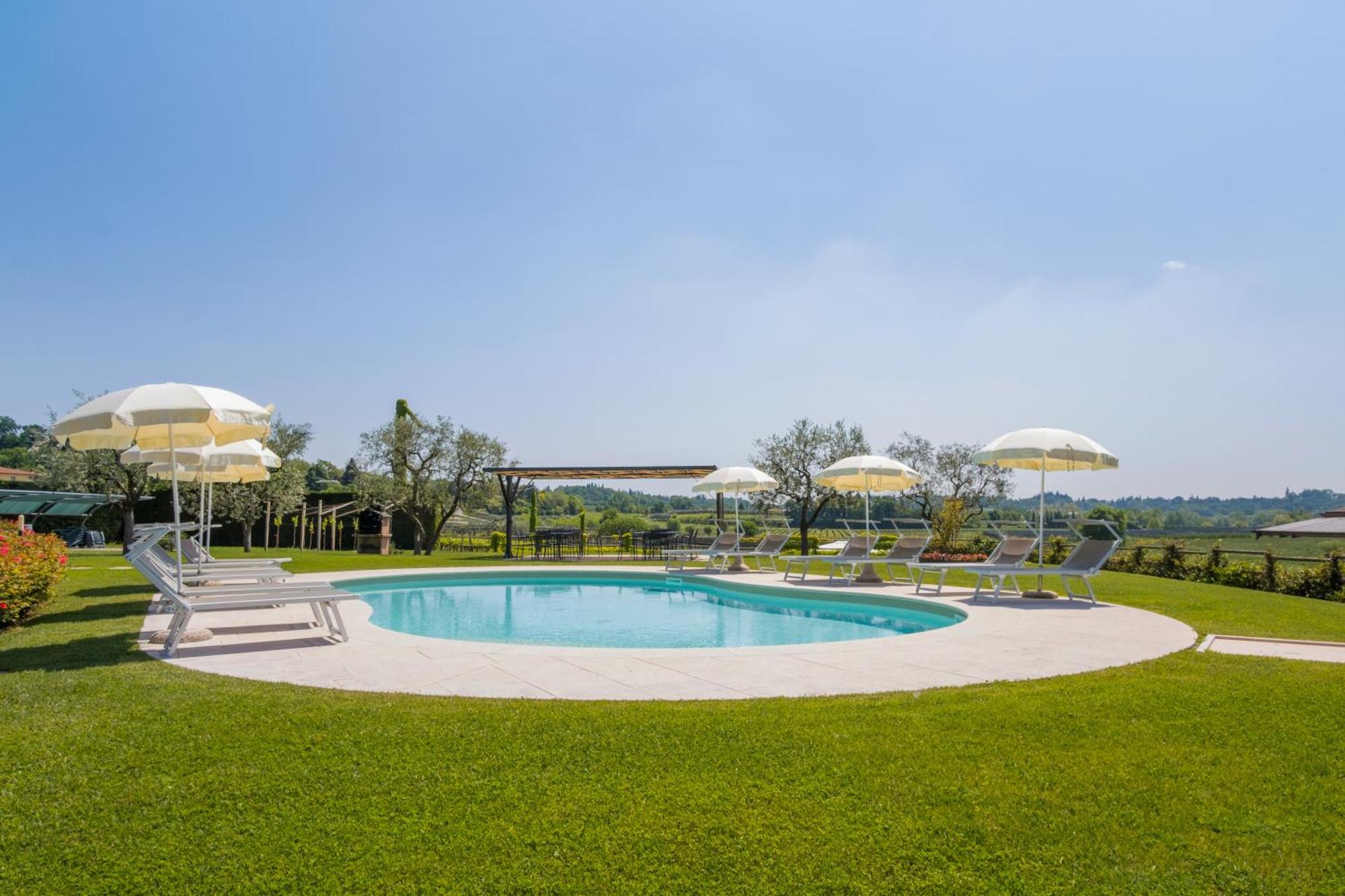 Agriturismo Le Ginestre 拉齐塞 外观 照片