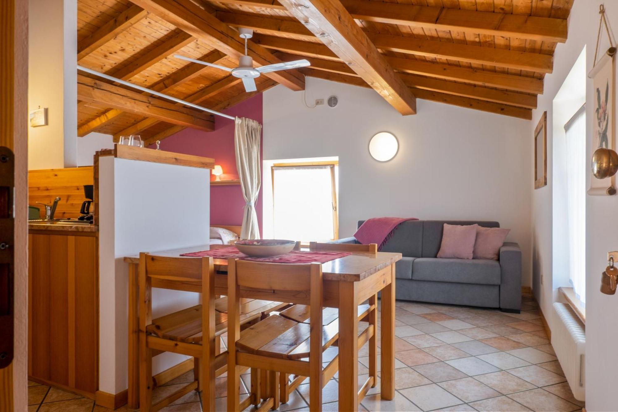 Agriturismo Le Ginestre 拉齐塞 外观 照片